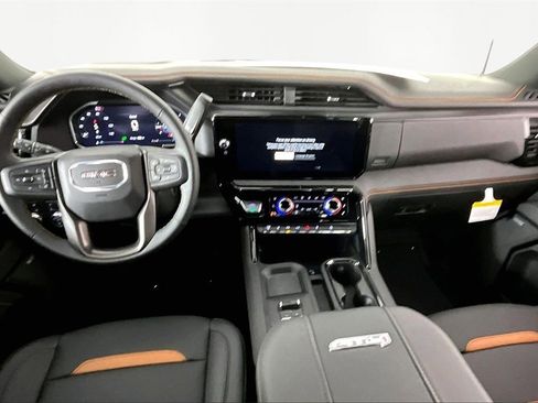 New 2026 GMC Sierra 2500 AT4 w/ AT4 Preferred Package image 6