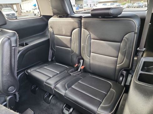 Used 2022 GMC Acadia Denali w/ Black Diamond Edition image 24