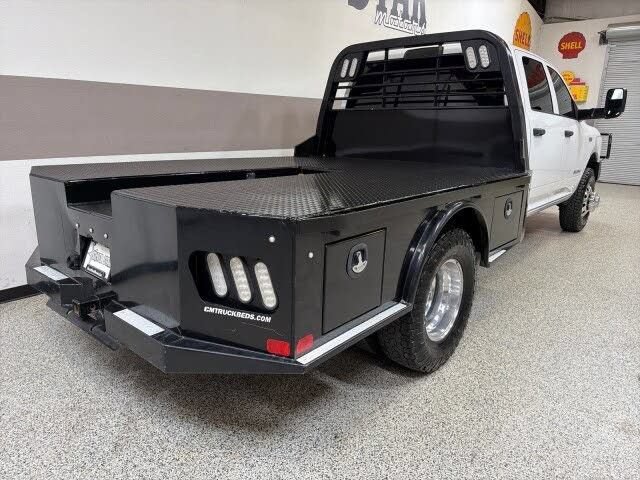 Used 2021 RAM 3500 Tradesman RWD image 32