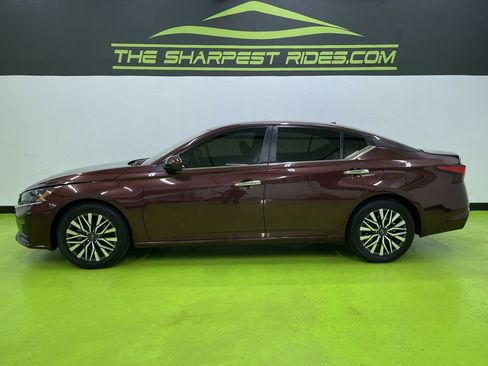 Used 2023 Nissan Altima 2.5 SV image 6