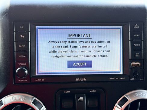 Used 2012 Jeep Wrangler Sahara w/ Dual Top Group AWD/4WD image 35