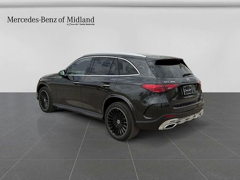 New 2026 Mercedes-Benz GLC 300 image 5