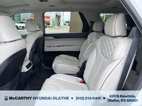 Used 2021 Hyundai Palisade Limited FWD image 5
