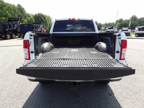 Used 2024 RAM 2500 Big Horn AWD/4WD image 52
