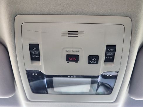 Used 2017 Lexus ES 350 image 32