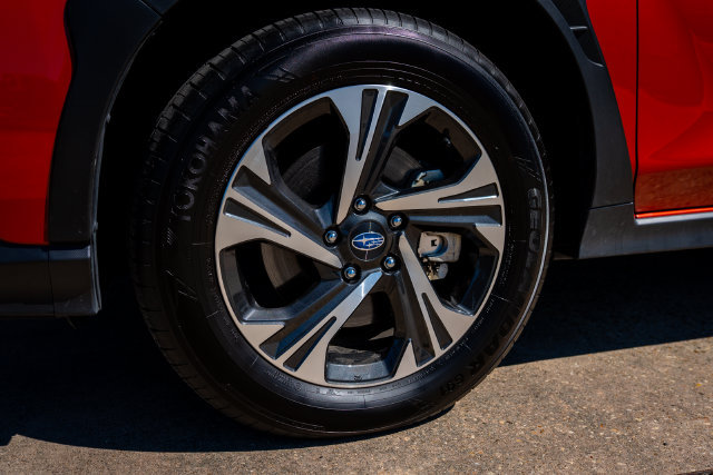 Certified 2025 Subaru Crosstrek 2.5i Premium AWD/4WD image 14