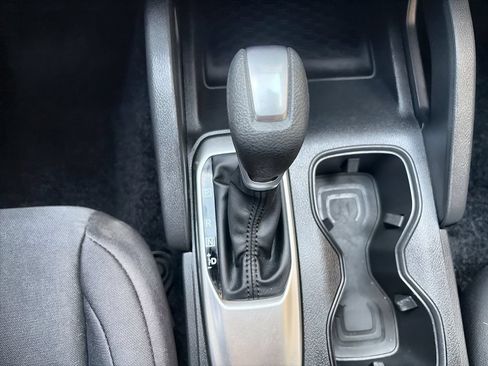 Used 2025 Nissan Frontier S AWD/4WD image 16