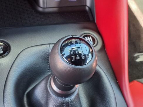 Used 2024 Nissan Z Performance w/ Floor Mat Package RWD image 21
