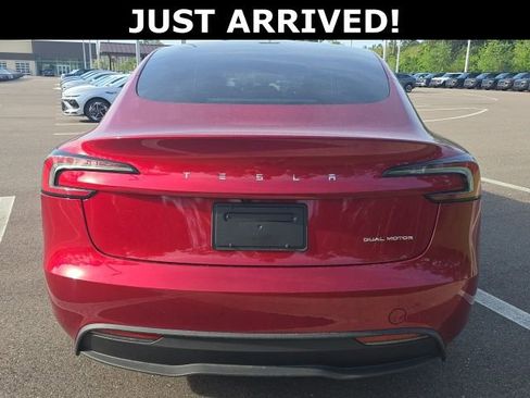Used 2025 Tesla Model 3 Long Range AWD/4WD image 4