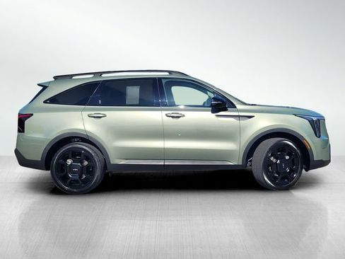 Used 2024 Kia Sorento X-Line EX image 3