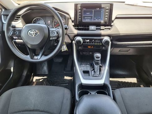 Used 2019 Toyota RAV4 LE w/ Carpet Mat Package AWD/4WD image 24