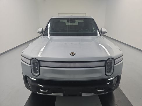 Used 2024 Rivian R1T Adventure AWD/4WD image 8