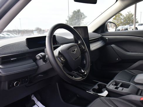 Used 2025 Ford Mustang Mach-E Premium image 11