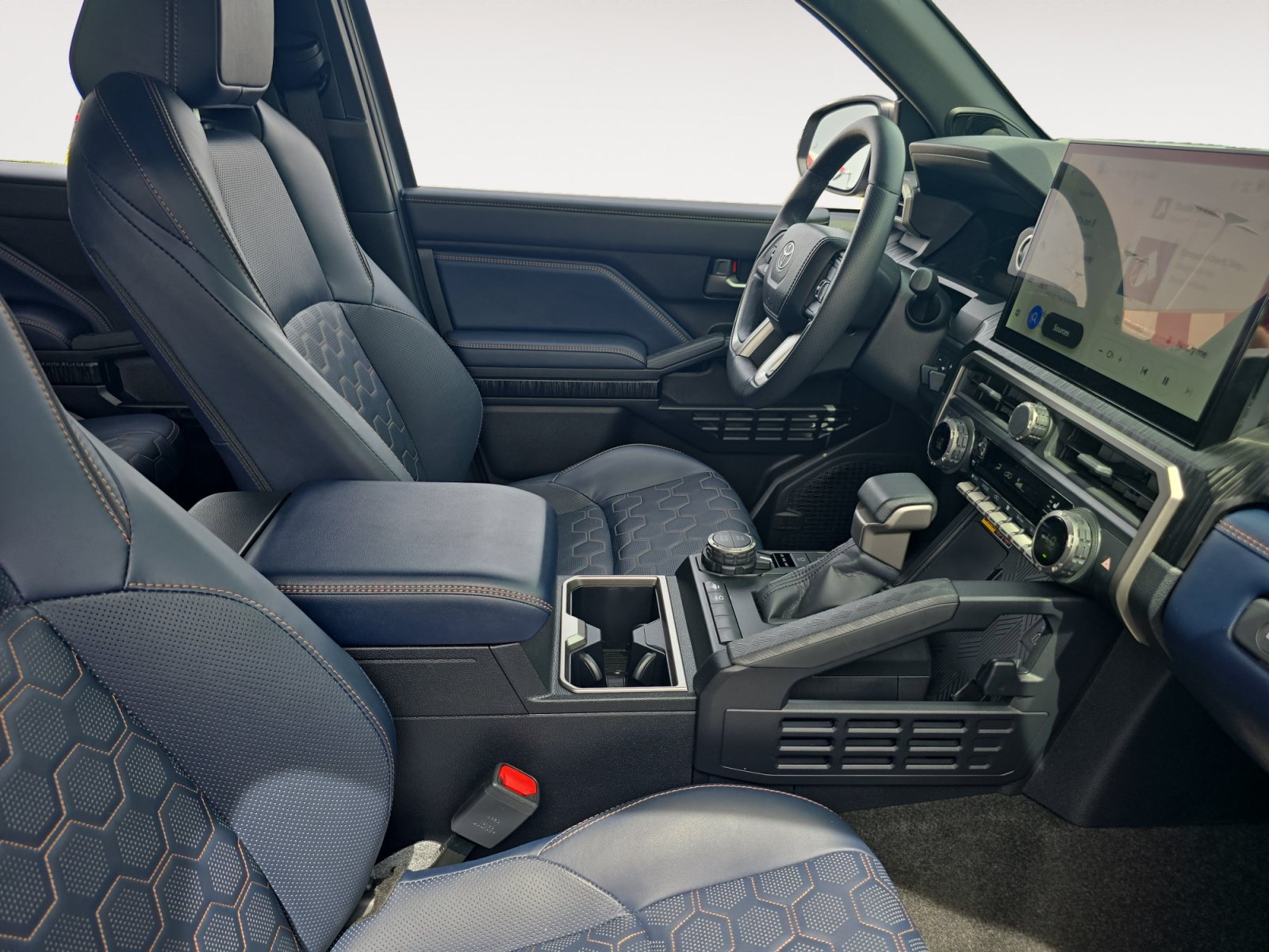 Certified 2026 Toyota 4Runner Platinum AWD/4WD image 15