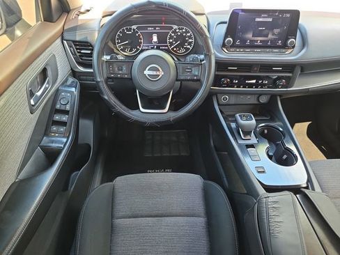Used 2023 Nissan Rogue SV FWD image 12