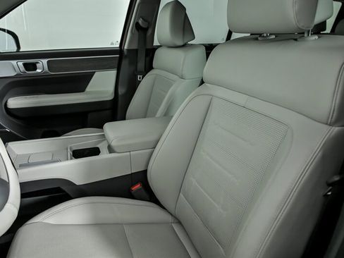 Used 2024 Hyundai Santa Fe Limited image 18