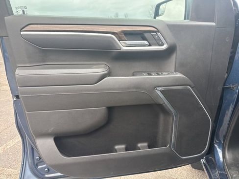 Used 2022 Chevrolet Silverado 1500 LT image 12