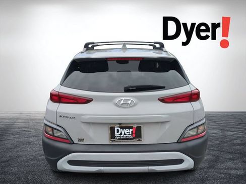 Used 2023 Hyundai Kona SEL w/ Convenience Package FWD image 5