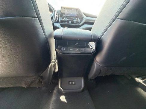 Used 2021 Toyota Highlander XSE AWD/4WD image 23
