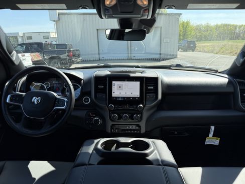 New 2026 RAM 1500 Tradesman AWD/4WD image 16
