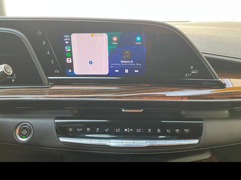 Used 2021 Cadillac Escalade ESV Premium Luxury w/ LPO, Radiant Package AWD/4WD image 5