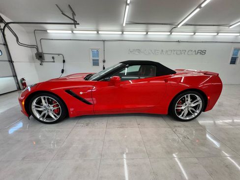 Used 2014 Chevrolet Corvette Stingray Convertible w/ 2LT Preferred Equipment Group RWD image 8