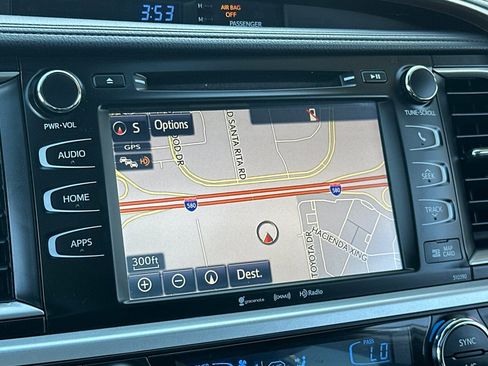 Certified 2019 Toyota Highlander XLE image 24