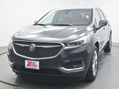 Used 2020 Buick Enclave Avenir w/ Avenir Technology Package image 2