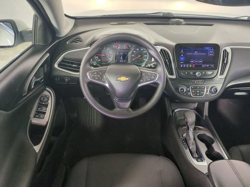 Used 2024 Chevrolet Malibu LT FWD image 16