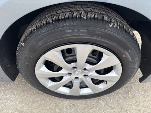 Used 2023 Toyota Corolla LE image 24