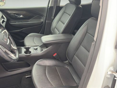 Certified 2023 GMC Terrain SLT AWD/4WD image 11