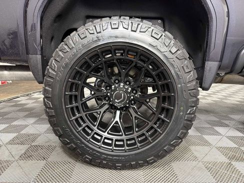 New 2026 GMC Sierra 2500 AT4 w/ AT4 Premium Plus Package AWD/4WD image 16