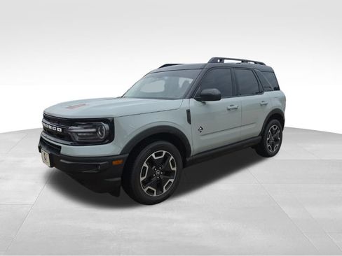 Used 2022 Ford Bronco Sport Outer Banks w/ Tech Package AWD/4WD image 33