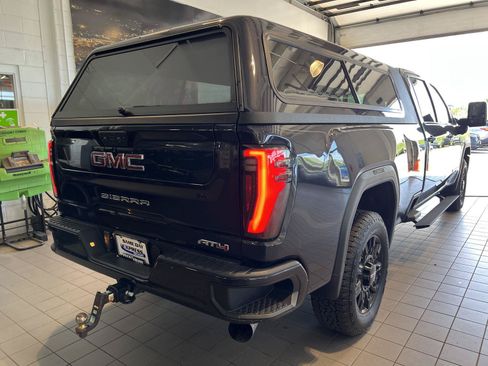 Used 2024 GMC Sierra 2500 AT4 w/ Max Trailering Package AWD/4WD image 8