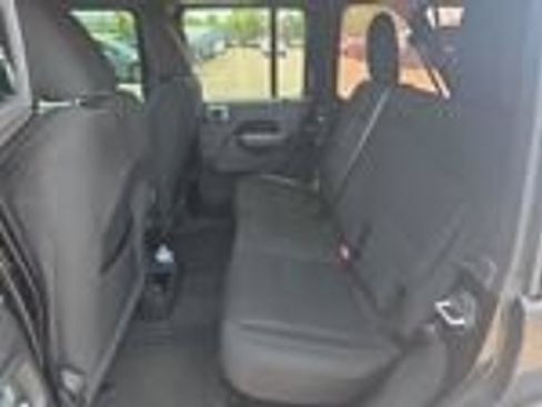 Used 2023 Jeep Wrangler Unlimited Sport AWD/4WD image 7