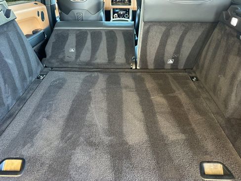 Used 2022 Land Rover Range Rover Sport SVR image 18