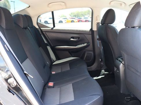 Used 2021 Nissan Sentra SV FWD image 27