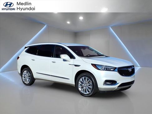 Used 2021 Buick Enclave Premium w/ Surround and Sites Package image 1