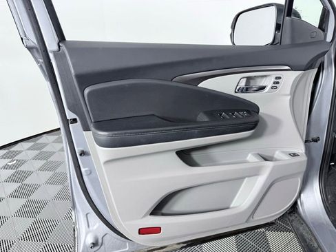 Used 2019 Honda Pilot EX-L image 9
