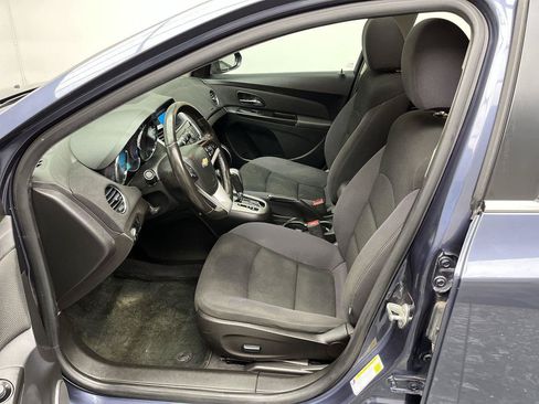 Used 2013 Chevrolet Cruze LT w/ All-Star Edition FWD image 3