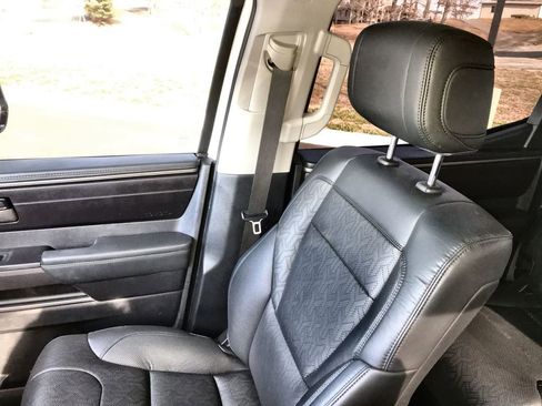 Used 2023 Toyota Tundra SR5 w/ SR5 Premium Package image 23