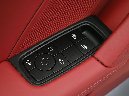 Certified 2026 Porsche 911 Carrera S RWD image 17