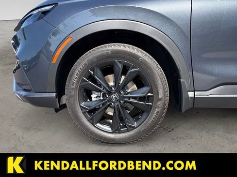 Used 2025 Honda CR-V Sport Touring image 9