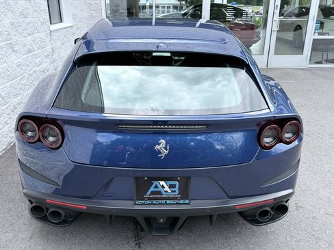 Used 2019 Ferrari GTC4Lusso AWD/4WD image 24