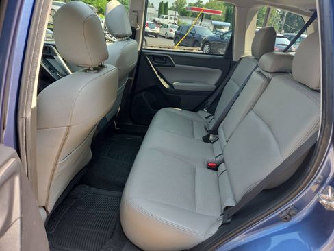 Used 2015 Subaru Forester 2.5i Premium w/ All-Weather Package AWD/4WD image 16