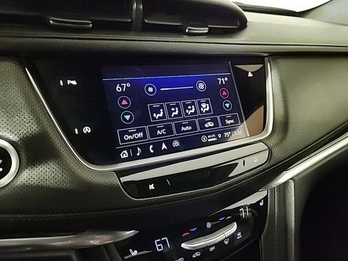 Used 2023 Cadillac XT5 Premium Luxury AWD/4WD image 17