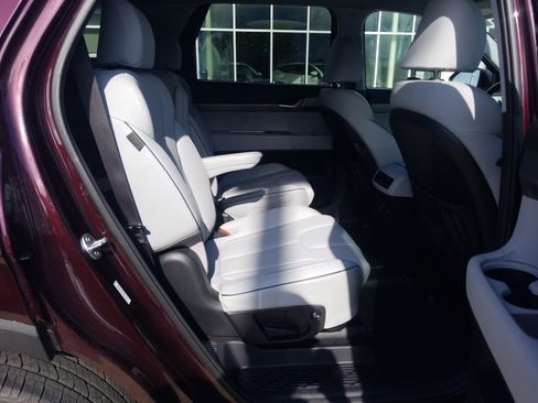 Used 2024 Hyundai Palisade SEL image 15