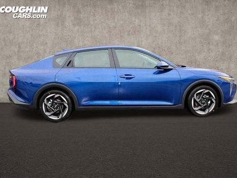 New 2025 Kia K4 EX image 6