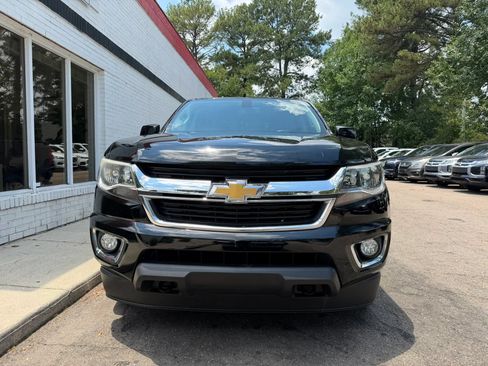 Used 2020 Chevrolet Colorado LT w/ LT Convenience Package AWD/4WD image 3