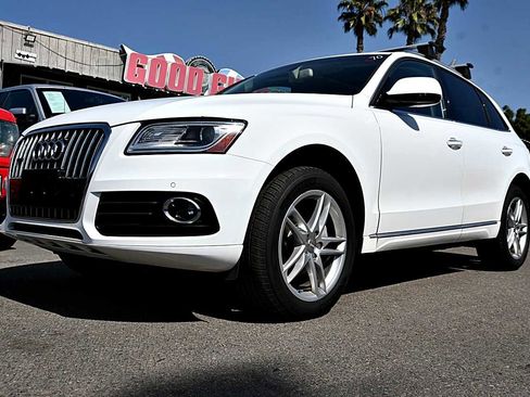 Used 2016 Audi Q5 2.0T Premium Plus w/ Technology Package AWD/4WD image 1